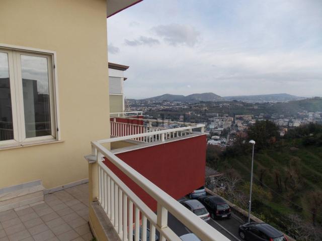 Appartamento in vendita di 90 m² in Corso Filomarino