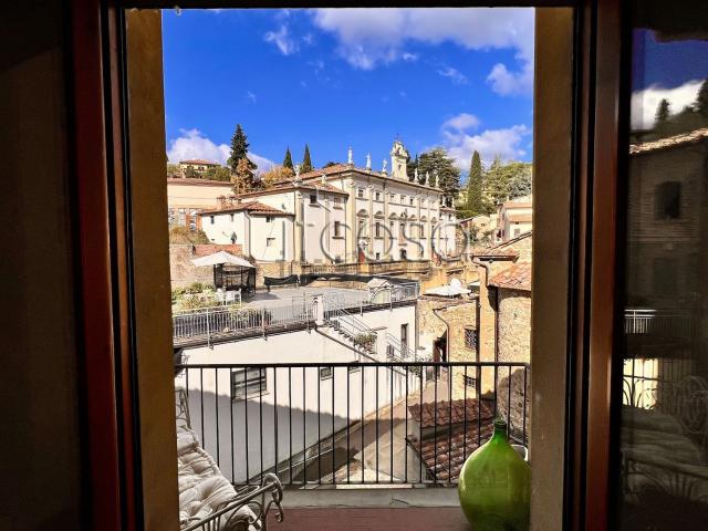 Appartamento in vendita di 90 m² in Corso Giacomo Matteotti, 99