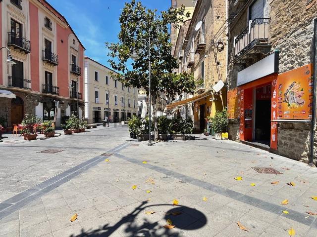 Appartamento in vendita di 90 m² in Corso Giuseppe Garibaldi
