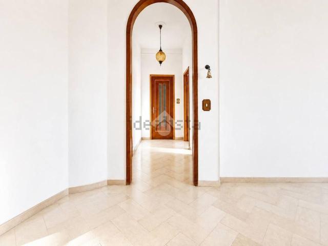 Appartamento in vendita di 90 m² in Corso Italia, 16