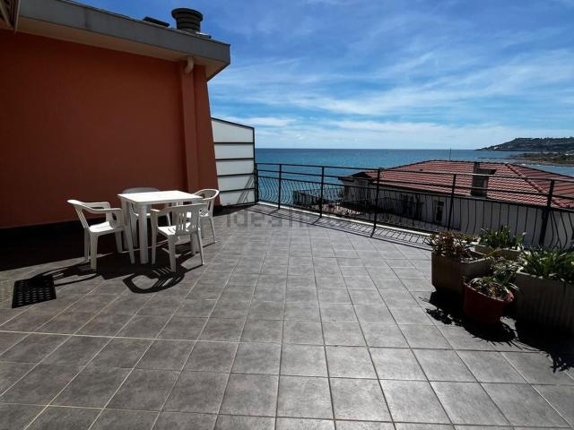 Appartamento in vendita di 90 m² in Corso Villaregia, 168