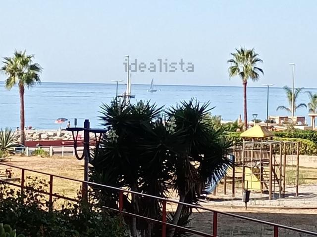 Appartamento in vendita di 90 m² in Lungomare Varaldo, 51