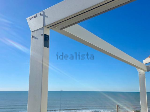 Appartamento in vendita di 90 m² in Lungomare Delle Sirene