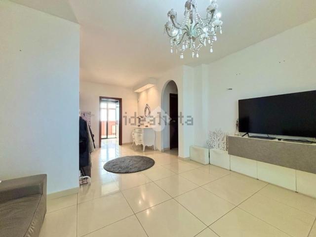Appartamento in vendita di 90 m² in Lungomare IX Maggio