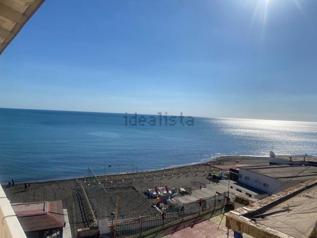 Appartamento in vendita di 90 m² in Lungomare Regina Elena