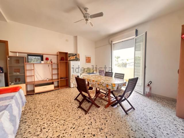 Appartamento in vendita di 90 m² in Lungomare Sirena
