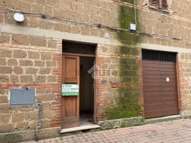 Appartamento in vendita di 90 m² in Largo Cencio, 51