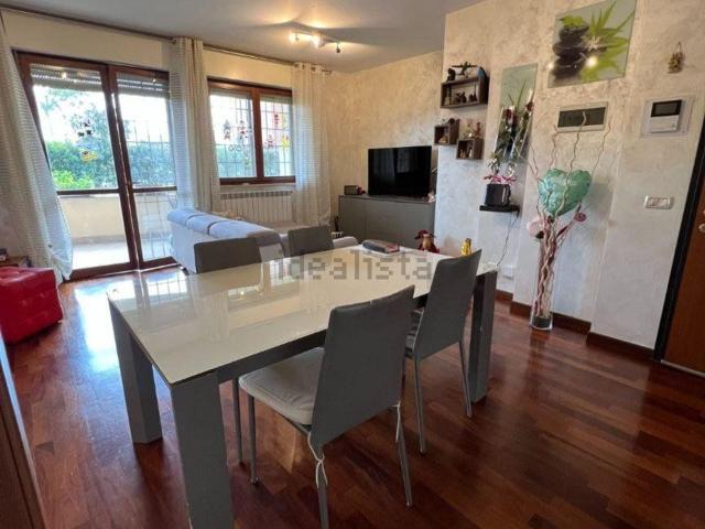Appartamento in vendita di 90 m² in Largo Guido Martina, 18