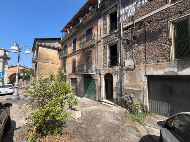 Appartamento in vendita di 90 m² in Largo Giuseppe Mazzini, 1