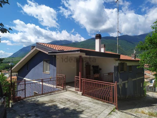 Appartamento in vendita di 90 m² in Località Colle Monaco, 1