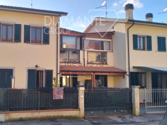 Appartamento in vendita di 90 m² in Località Vallone, 5