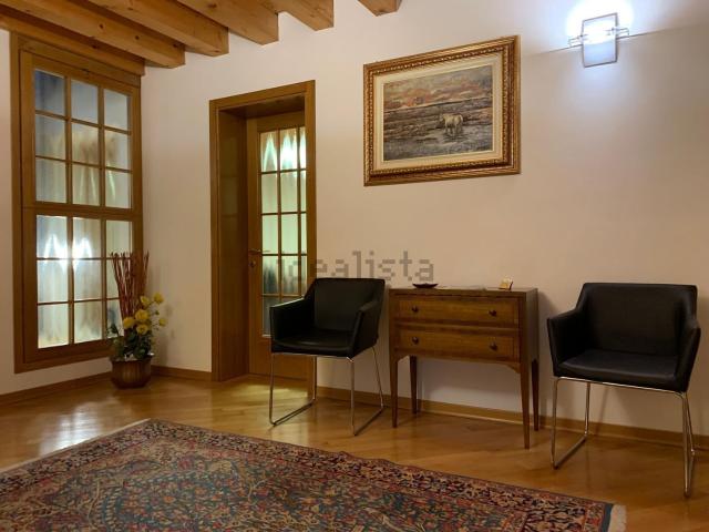 Appartamento in vendita di 90 m² in Piazza Trento