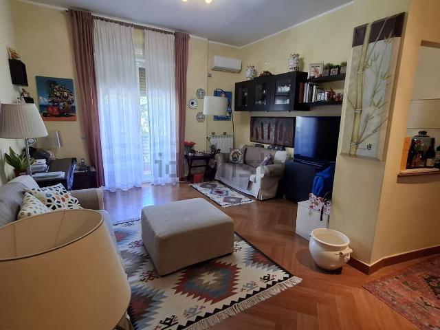 Appartamento in vendita di 90 m² in Piazza Chiesa Sant&apos Alfonso Dè Liguori, 6