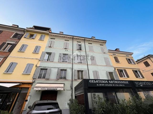 Appartamento in vendita di 90 m² in Piazza della Costituente, 44