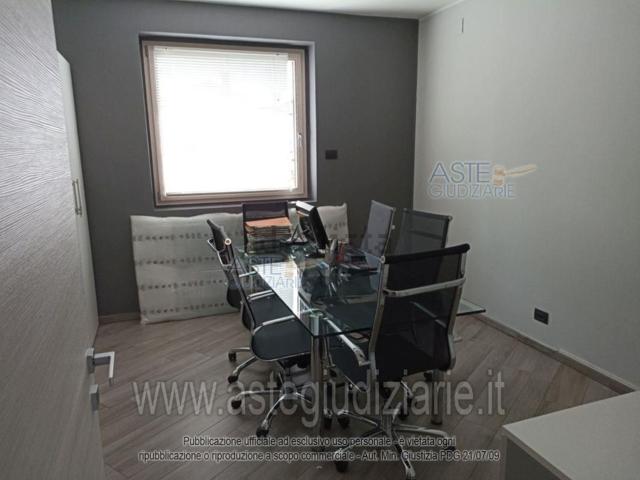 Appartamento in vendita di 90 m² in Piazza Don Giovanni Minzoni, 29