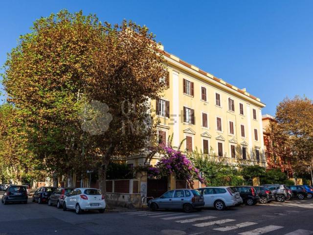 Appartamento in vendita di 90 m² in Piazza Giuliano della Rovere, 12
