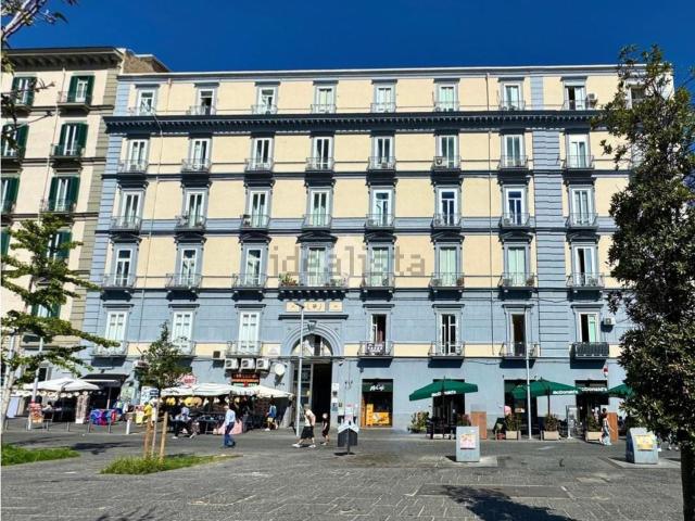 Appartamento in vendita di 90 m² in Piazza Giuseppe Garibaldi, 39