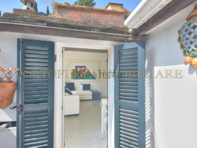 Appartamento in vendita di 90 m² in Piazza Martiri dell&apos Olivetta