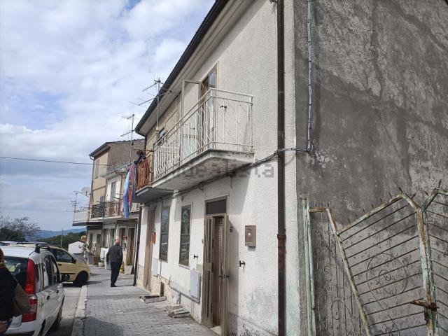 Appartamento in vendita di 90 m² in Piazza Nicola Santangelo
