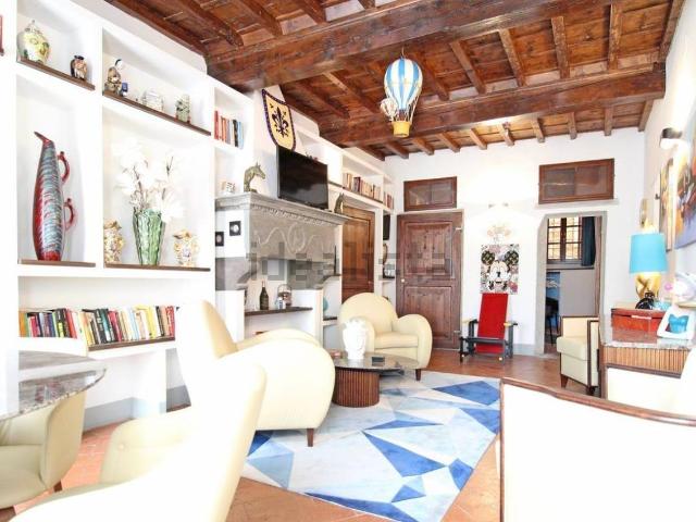 Appartamento in vendita di 90 m² in Piazza Santa Felicita
