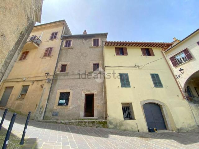 Appartamento in vendita di 90 m² in Piazza San Giovanni, 2