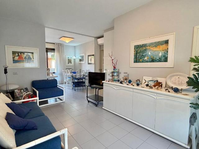 Appartamento in vendita di 90 m² in Piazzale Ceccarini
