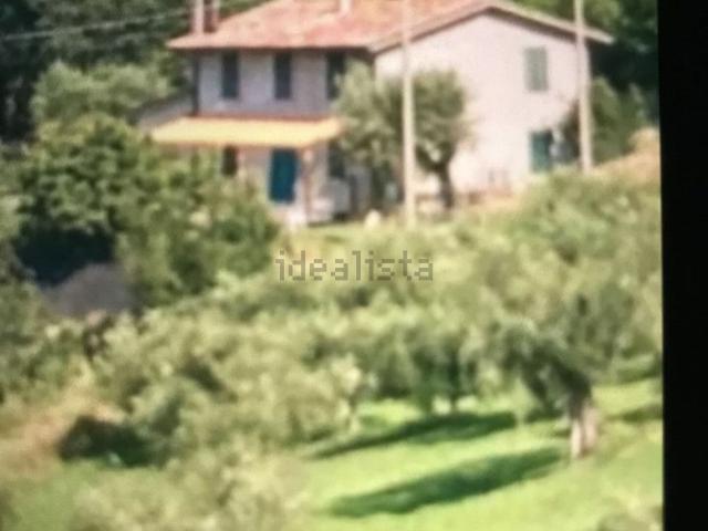 Appartamento in vendita di 90 m² in Strada Cerreto, 37