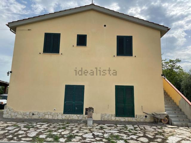 Appartamento in vendita di 90 m² in Strada Provinciale Aquilaia