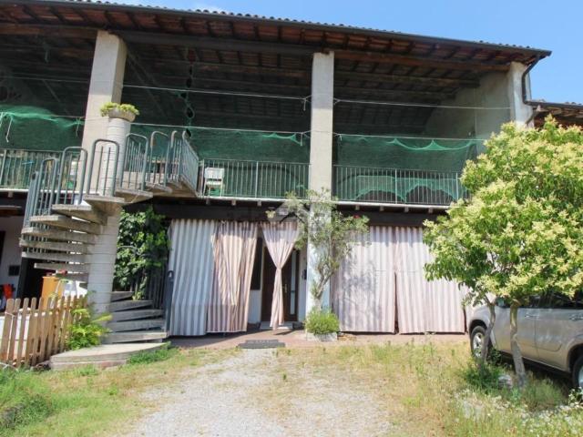 Appartamento in vendita di 90 m² in Strada Quarti, 8