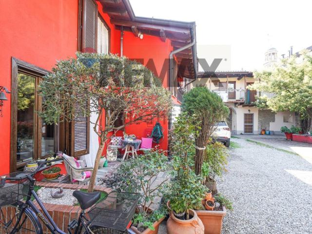 Appartamento in vendita di 90 m² in Vicolo Enrico Scuri, 65