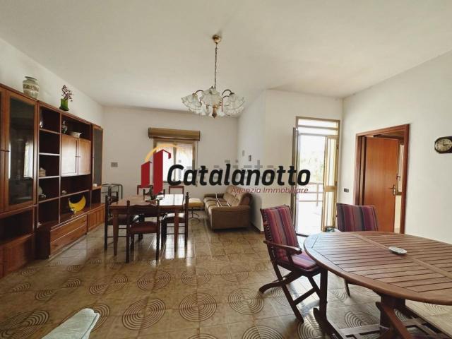 Appartamento in vendita di 90 m² in Via 39 Triscina