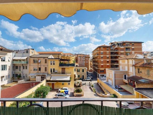 Appartamento in vendita di 90 m² in Via Tagliamento, 16