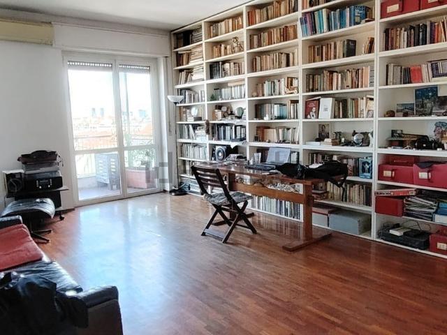 Appartamento in vendita di 90 m² in Via Temistocle Calzecchi, 6