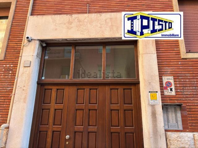 Appartamento in vendita di 90 m² in Via Tito Minniti, 75