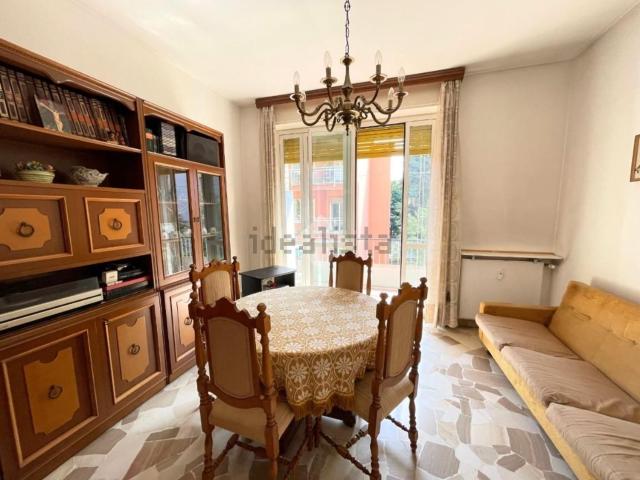 Appartamento in vendita di 90 m² in Via Tommaso Grossi, 1