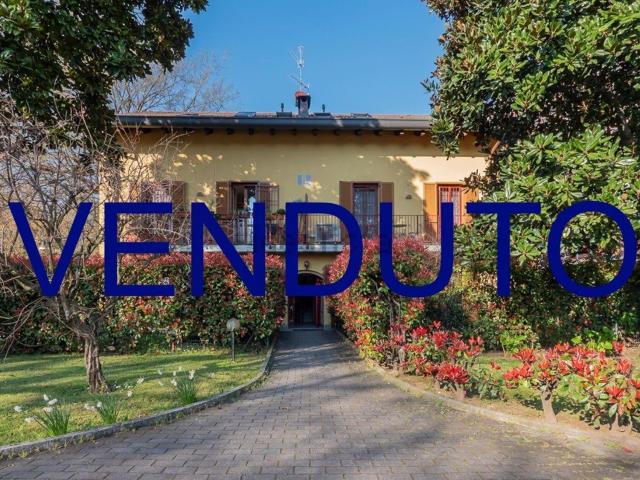 Appartamento in vendita di 90 m² in Via Tofane, 25