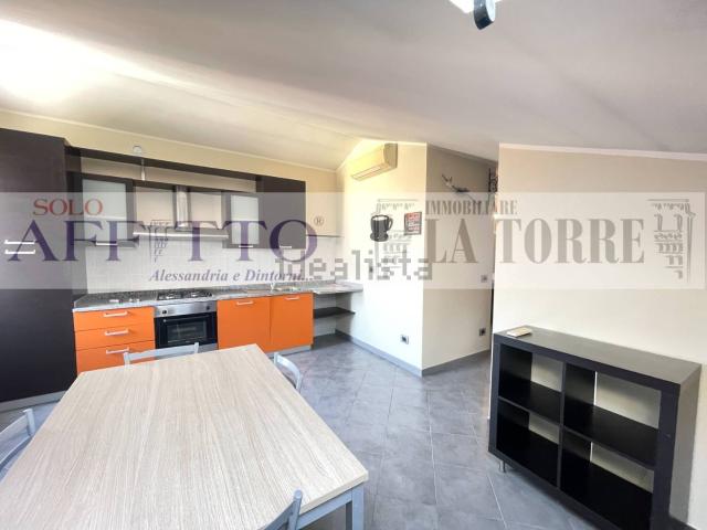 Appartamento in vendita di 90 m² in Via Tortona