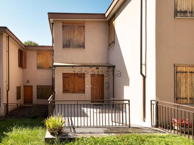 Appartamento in vendita di 90 m² in Via Torino, 12