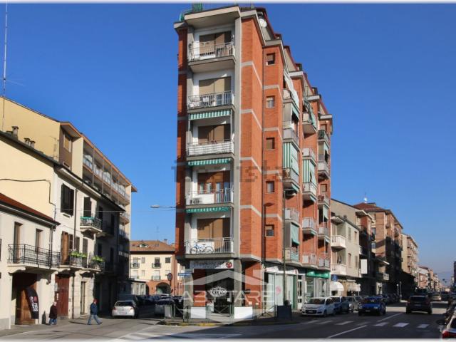 Appartamento in vendita di 90 m² in Via Torino, 208