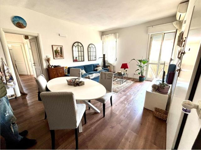 Appartamento in vendita di 90 m² in Via Torino, 24