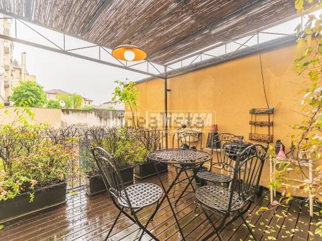 Appartamento in vendita di 90 m² in Via Torquato Taramelli, 64