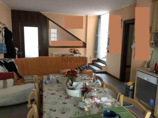 Appartamento in vendita di 90 m² in Via Trombetta