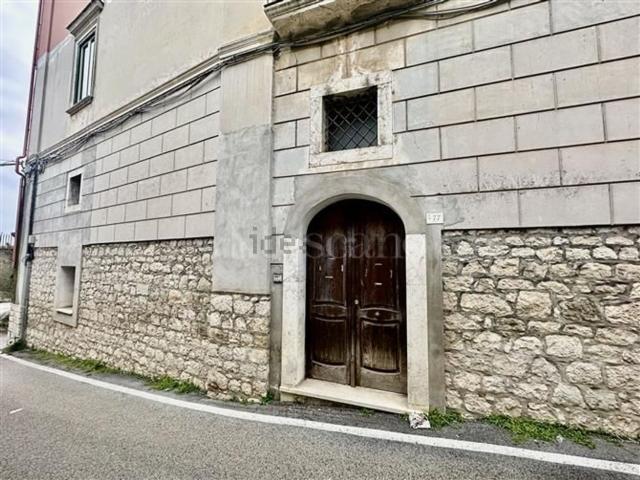 Appartamento in vendita di 90 m² in Via Trieste