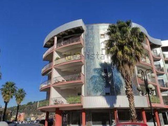 Appartamento in vendita di 90 m² in Via Trieste