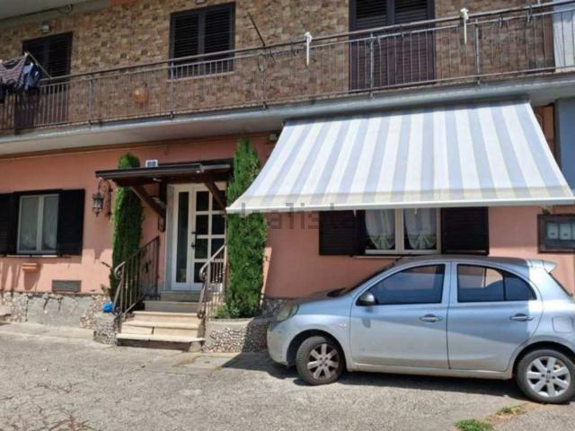 Appartamento in vendita di 90 m² in Via Tufarole