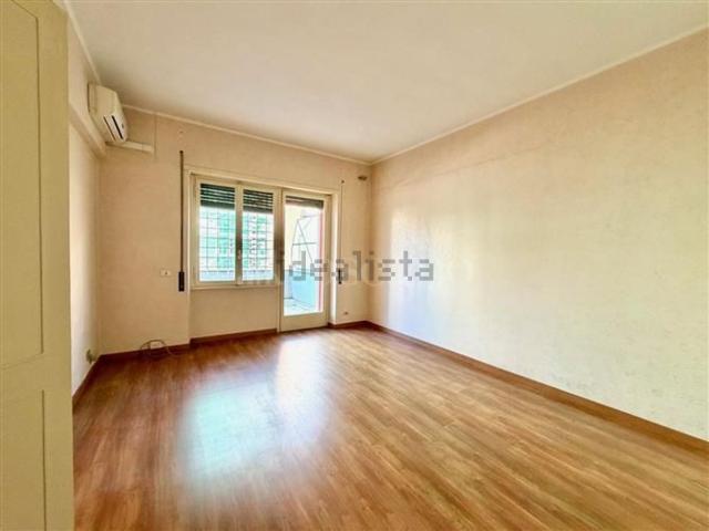 Appartamento in vendita di 90 m² in Via Tuscolana