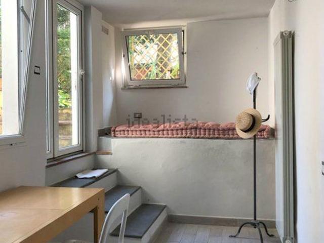 Appartamento in vendita di 90 m² in Via Ugo Foscolo, 15