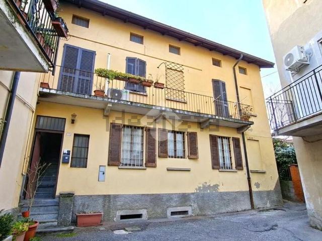 Appartamento in vendita di 90 m² in Via Umberto I, 49