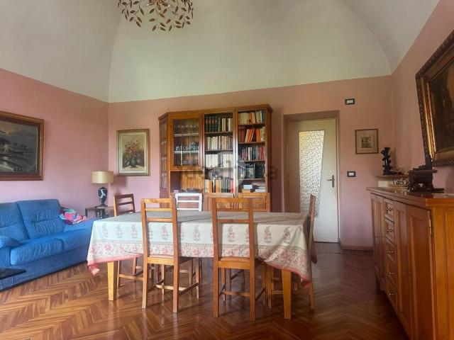 Appartamento in vendita di 90 m² in Via Umberto I, 50