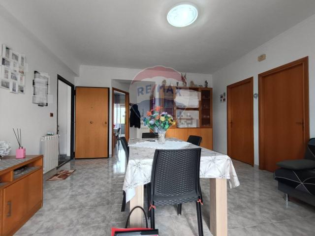 Appartamento in vendita di 90 m² in Via Umberto, 127